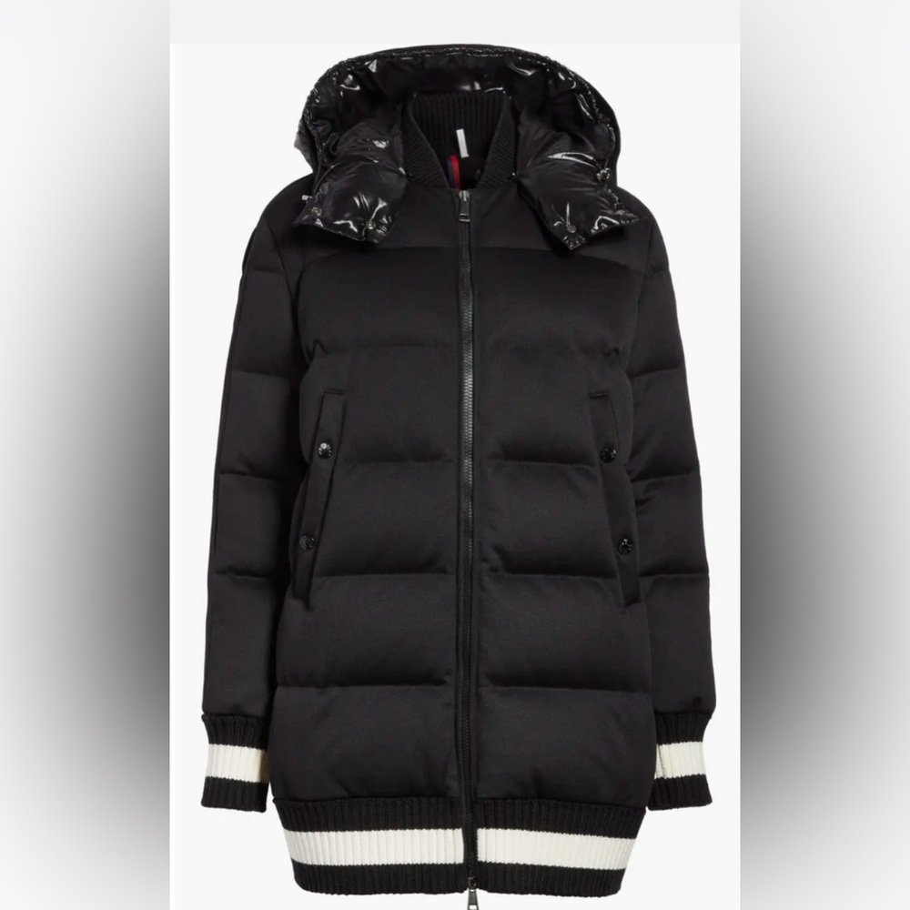 Moncler Harfang Giubbotto Puffer Coat